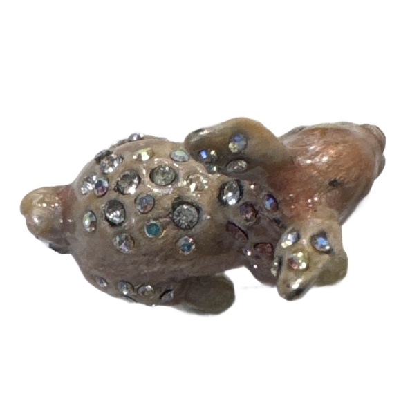 Jay Strongwater Miniature Bunny Rabbit Jeweled Figurine
5037 - Picture 4 of 5